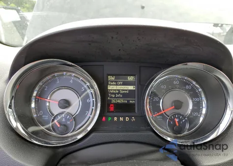 2016 Chrysler Town & Country Touring L из США, поврежденный, VIN 2C4RC1CG8GR208611